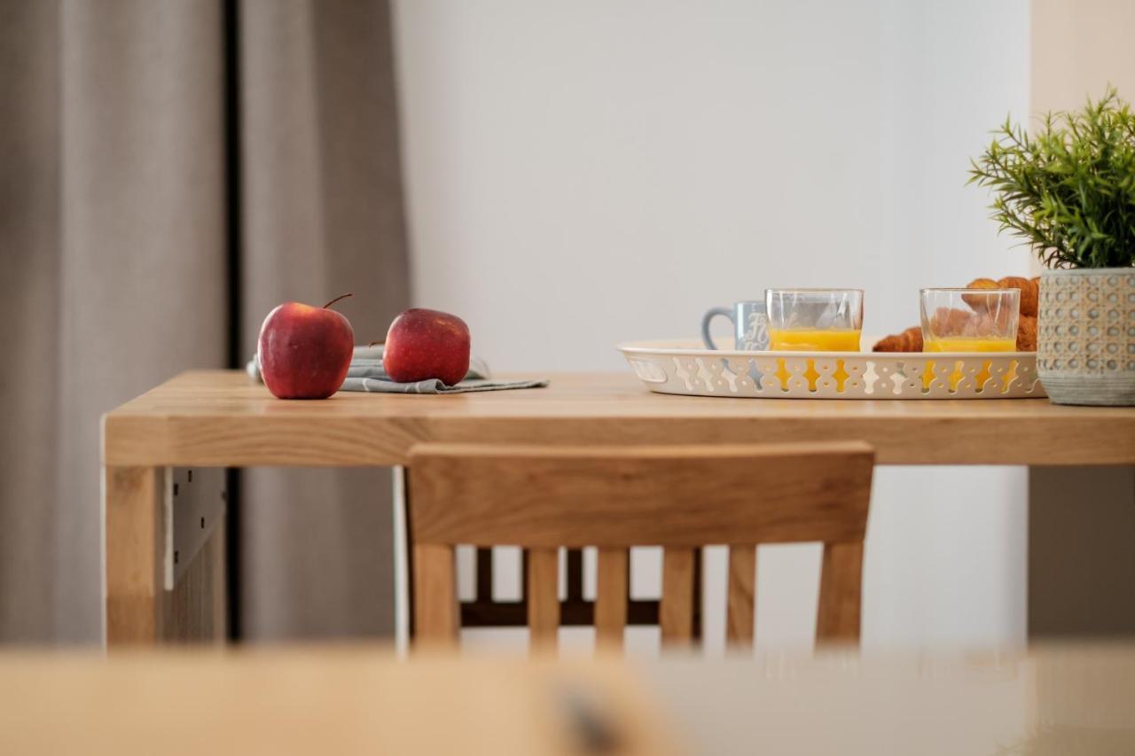 Apartamento Deluxe Con Piscina, Terraza & Parking Málaga Eksteriør billede
