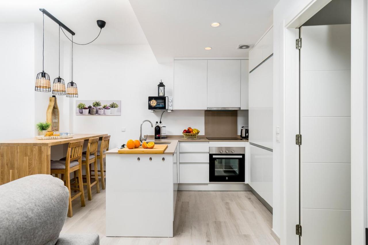 Apartamento Deluxe Con Piscina, Terraza & Parking Málaga Eksteriør billede