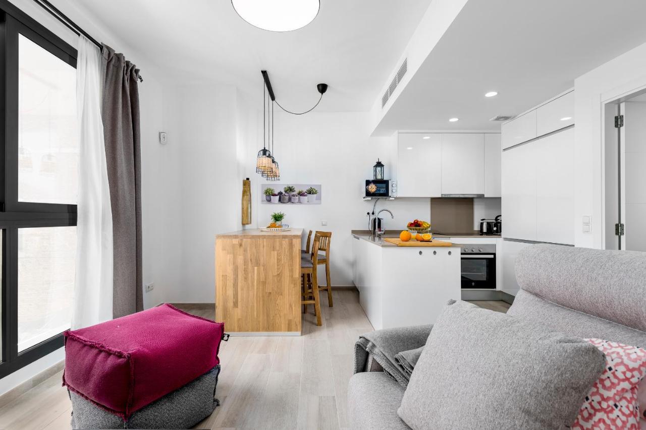 Apartamento Deluxe Con Piscina, Terraza & Parking Málaga Eksteriør billede