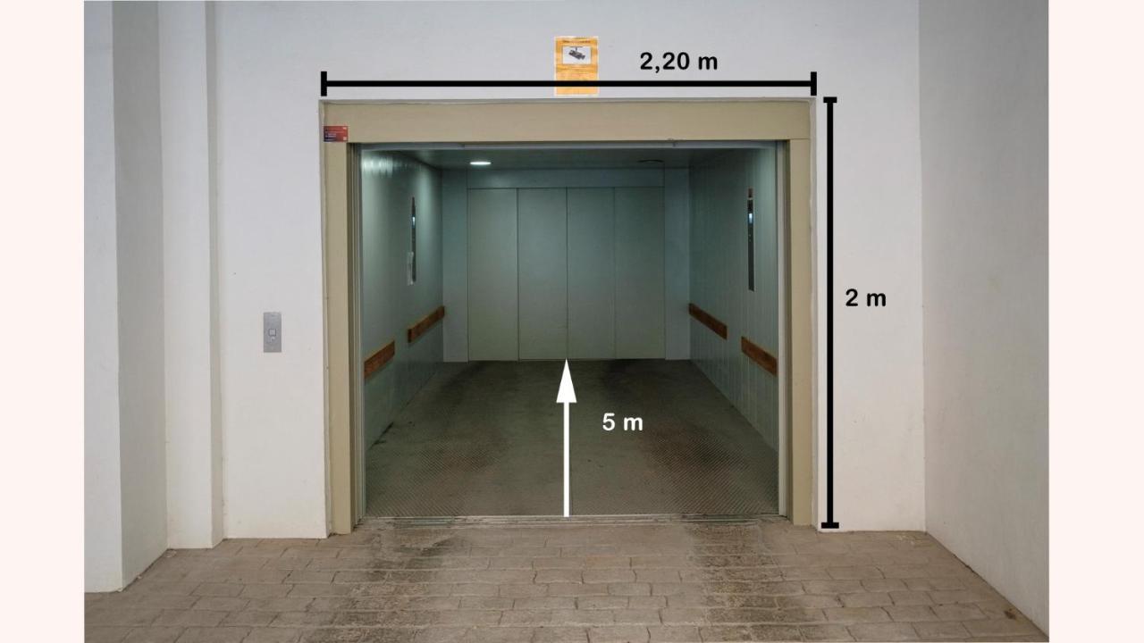 Apartamento Deluxe Con Piscina, Terraza & Parking Málaga Eksteriør billede