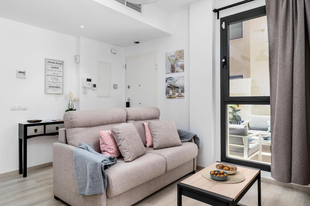 Apartamento Deluxe Con Piscina, Terraza & Parking Málaga Eksteriør billede